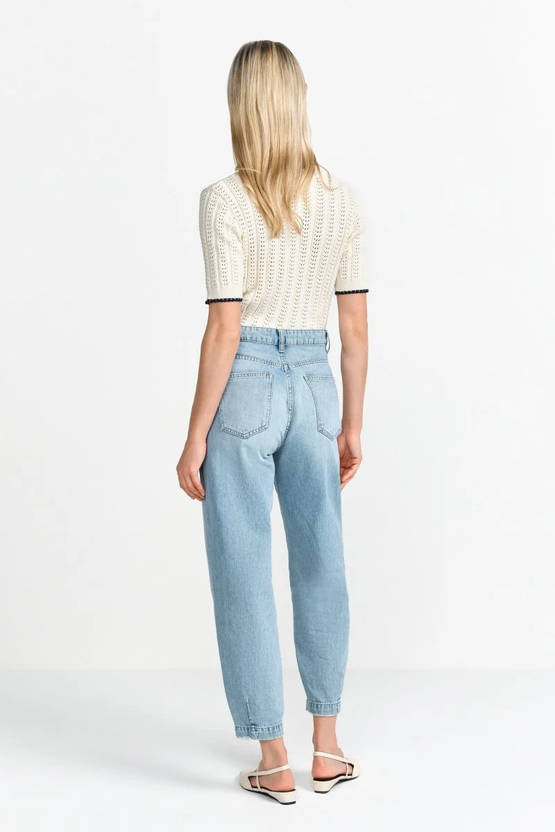 Denim in Slouchy Fit - Image 4